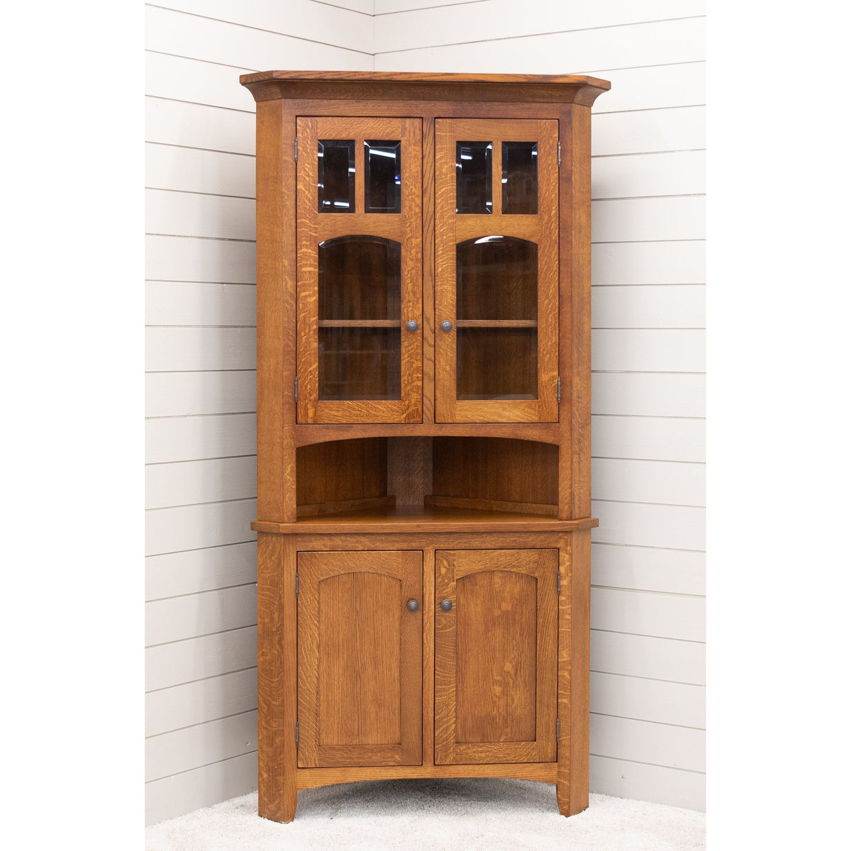 Bismark Quarter Sawn White Oak Wood Corner Hutch | MC