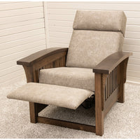 Amish Mission Push Back Recliner with Wood Arms