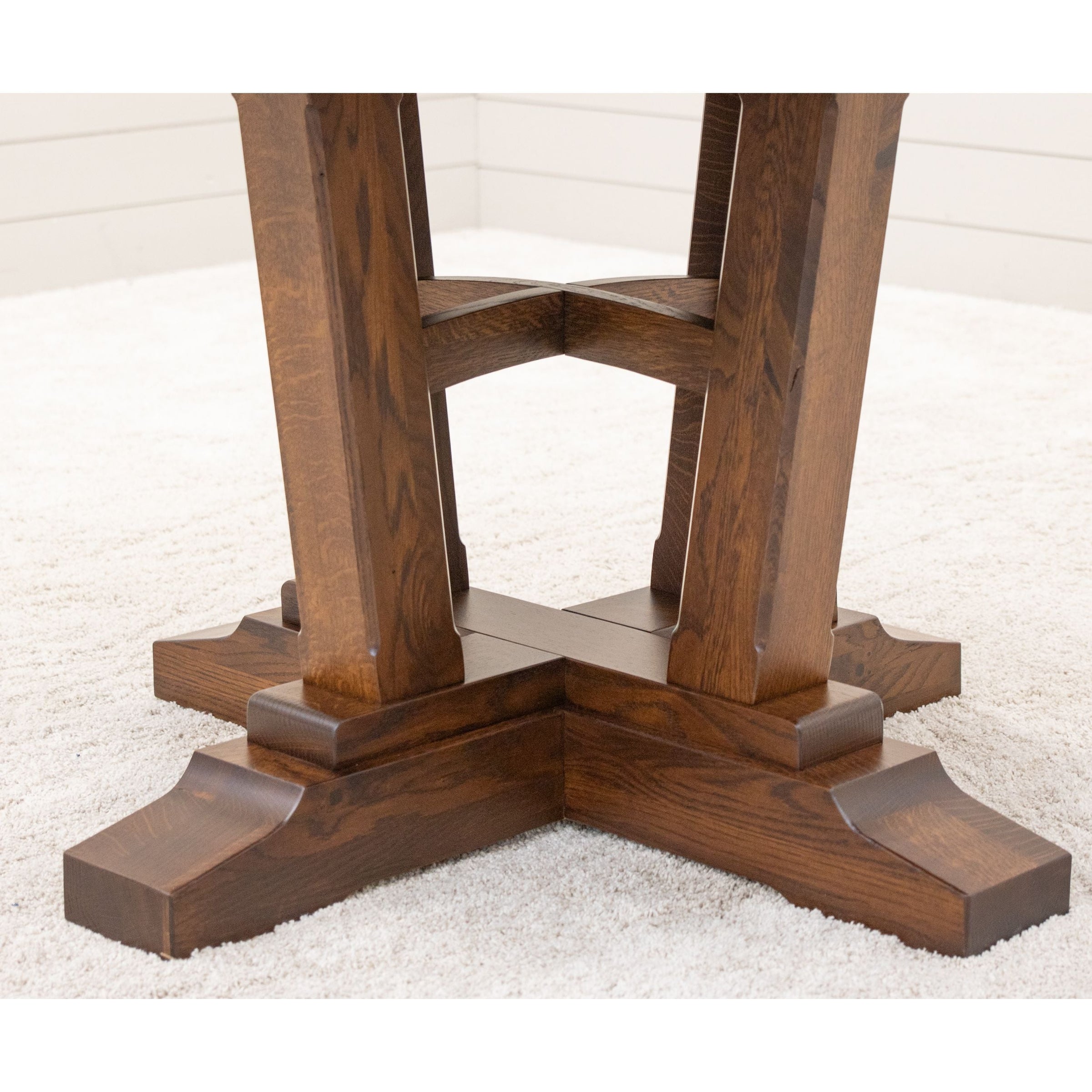 Arvada Quarter Sawn White Oak Wood Large Round Extending Dining Table for 6-10 | ASB