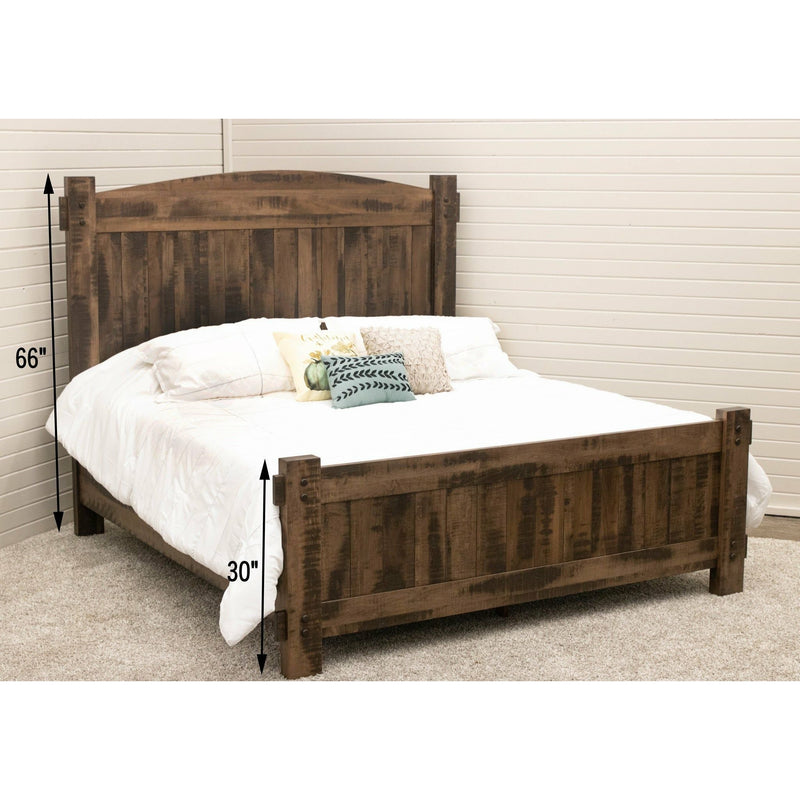 Baltic Amish Bed with Arched Headboard