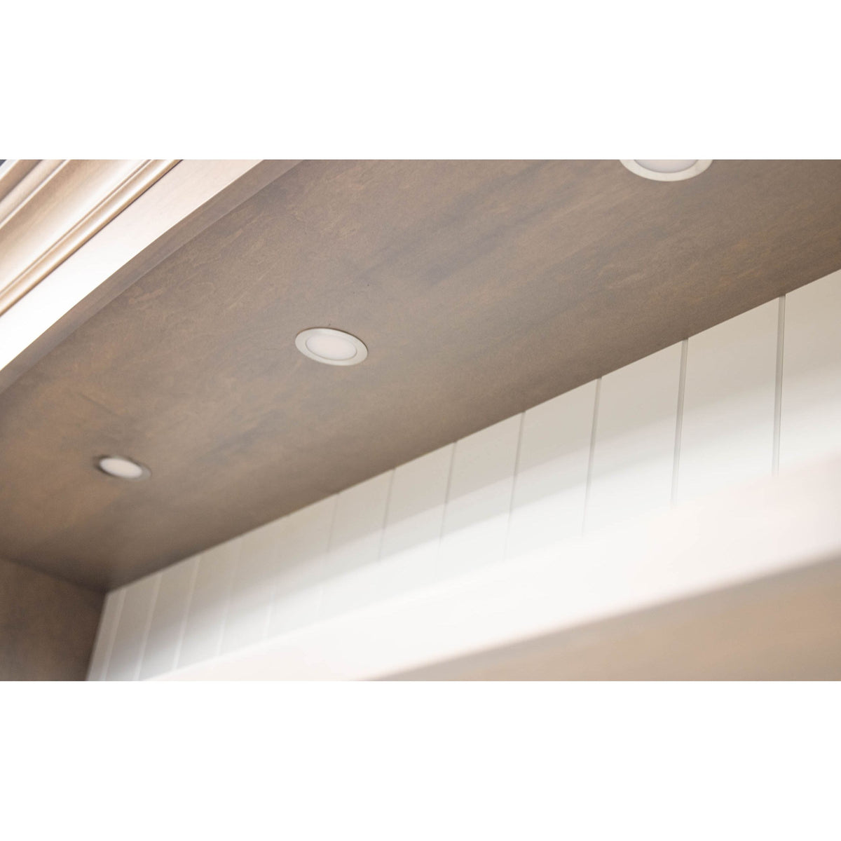Holmes White & Wood Entertainment Center | M-VD&DW