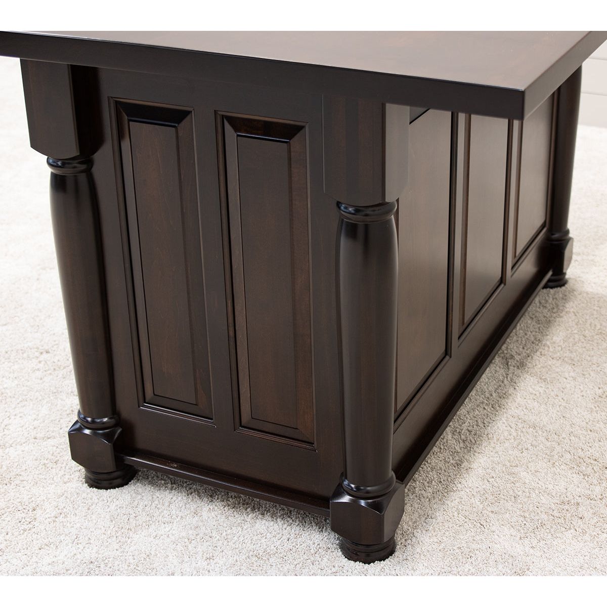 Amish IS-98 Turned Leg Maple Wood Island | RT