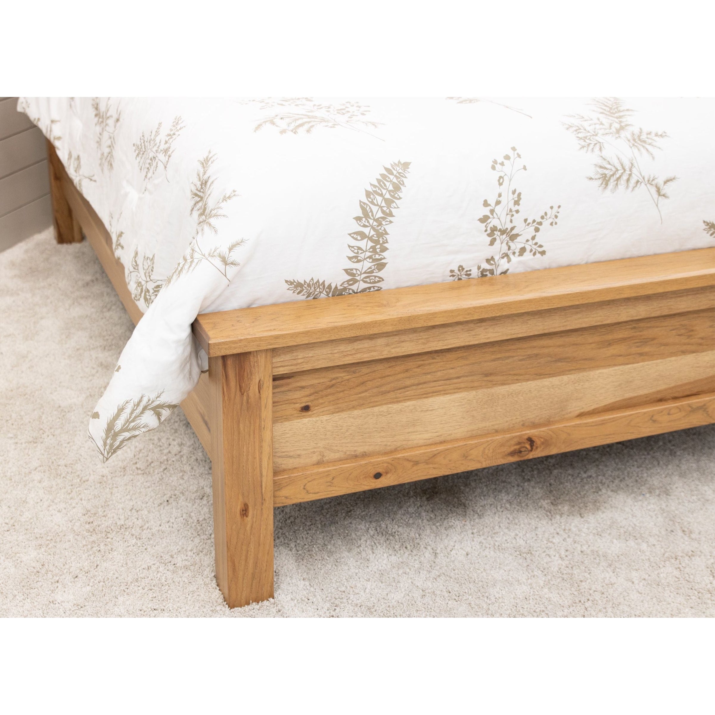 Jamestown Amish Wood Panel Bed
