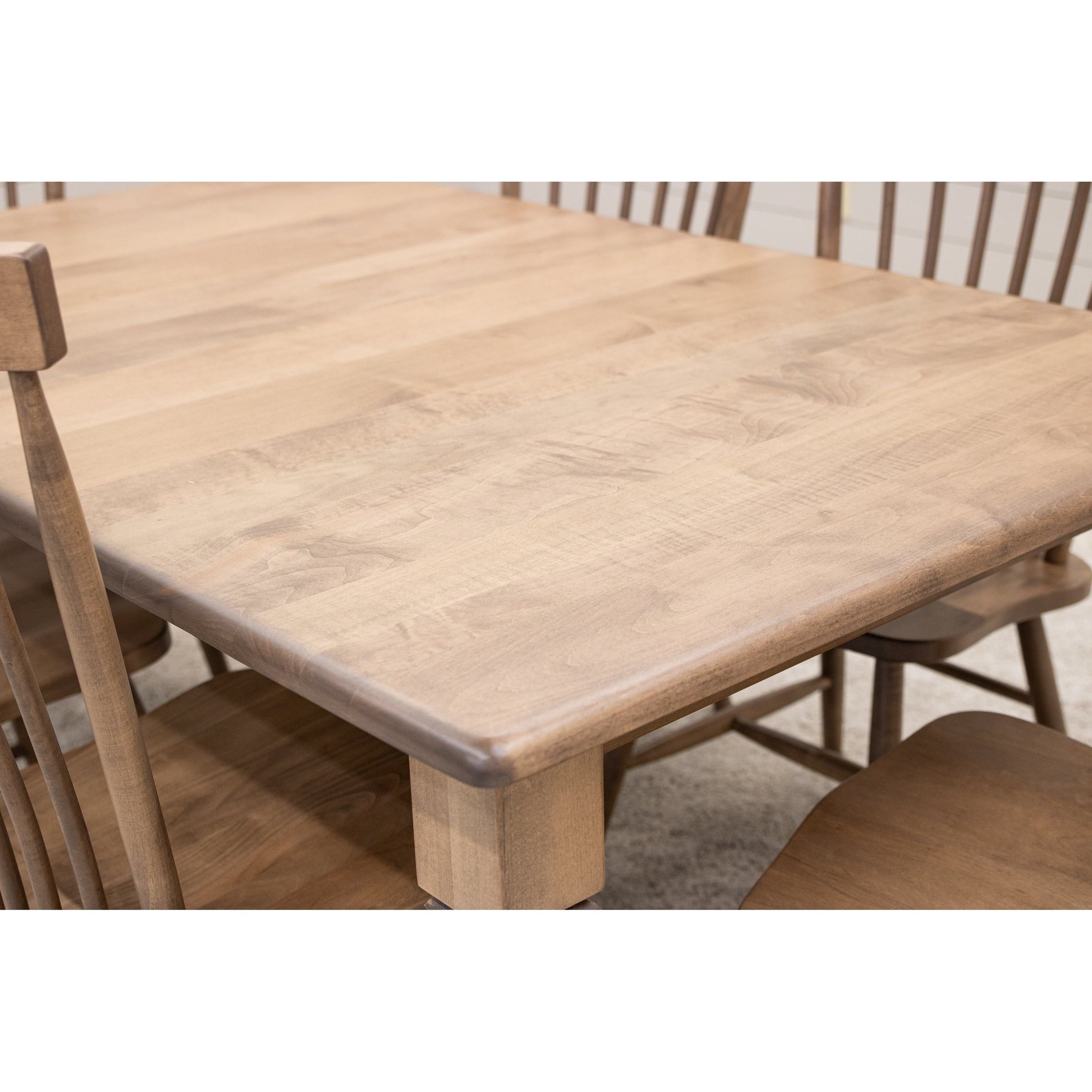 Classic Turned Leg Maple Wood Extending Dining Table | WB
